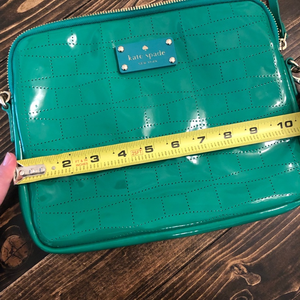 Genuine Kate Spade laser-cut crossbody purse - Picture 5 of 5